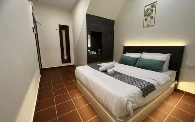 Tang House Melaka - photo 2
