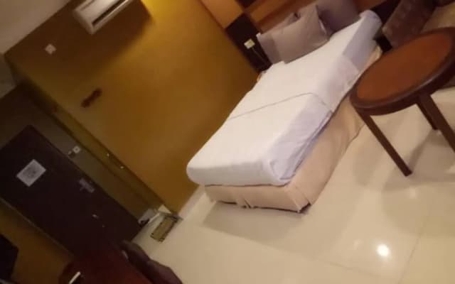 GD Hotel - Permas Jaya - photo 3