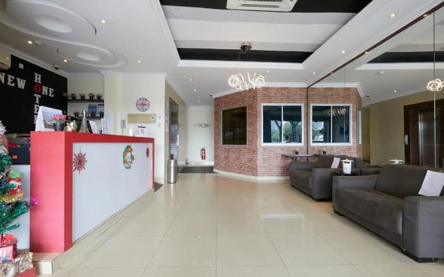 D'New 1 Hotel Near Sunway Pyramid, 6 Min Only - photo 2