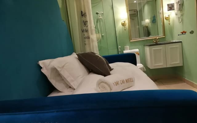 1 Day Car Hotel Station 18 - photo 2