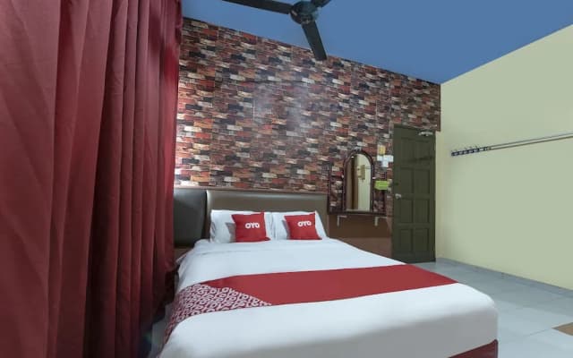 Spot On 90305 Hen Hen Hotel - photo 5