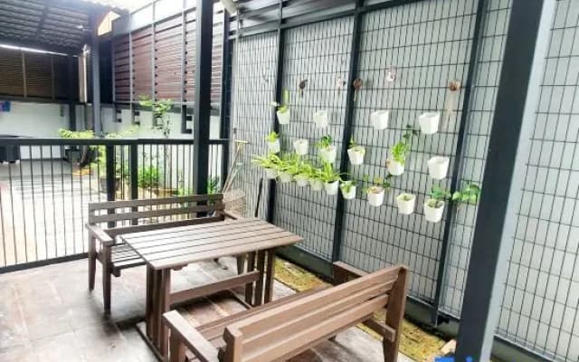 Spacious Garden Side 4BR 10Pax @Near Alma Jucso @ Jovial - photo 2