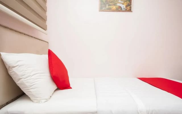 OYO 896 Bintang Fajar Hotel - photo 2