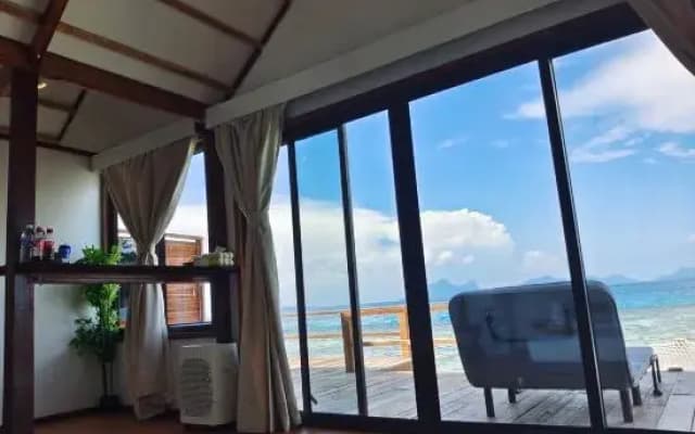 Jelly Sea Resort - photo 2