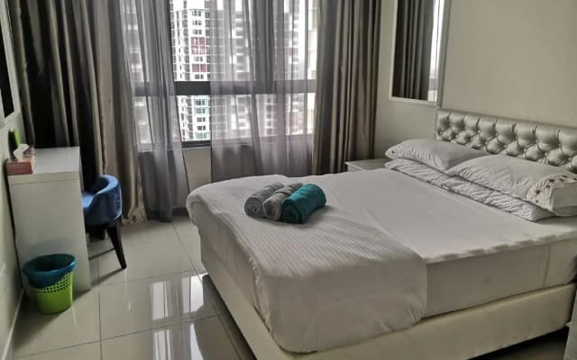 Dz Studio and Suite Parisien Tower i-City - photo 3