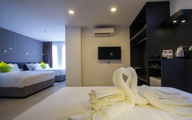 Manhattan Hotel Ipoh - photo 4
