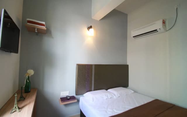 Hotel 24 Seven - photo 5