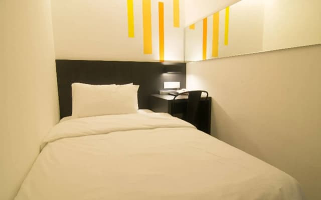 OYO 416 Grid 9 Hotel - photo 2