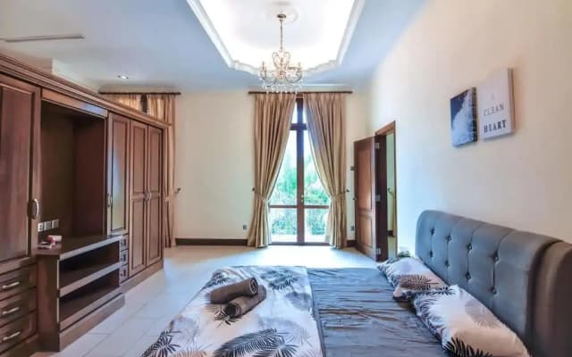 A Spacious & Cozy 5BR Unit in Ampang FREE Parking - photo 2