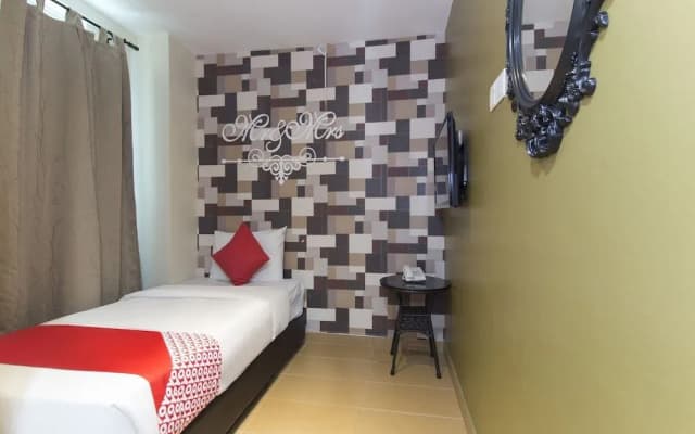 OYO 604 Hotel Est Equine Park - photo 5