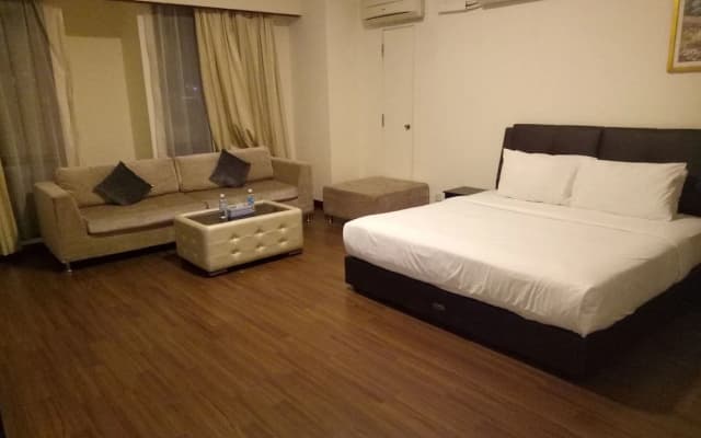 Sky Apartment at Times Square - photo 5