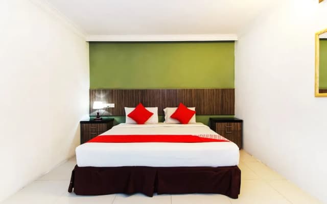 Super OYO 443 Crystal City Hotel - photo 5
