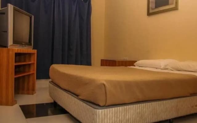 Grand Paradise Highway Hotel Rawang - photo 2