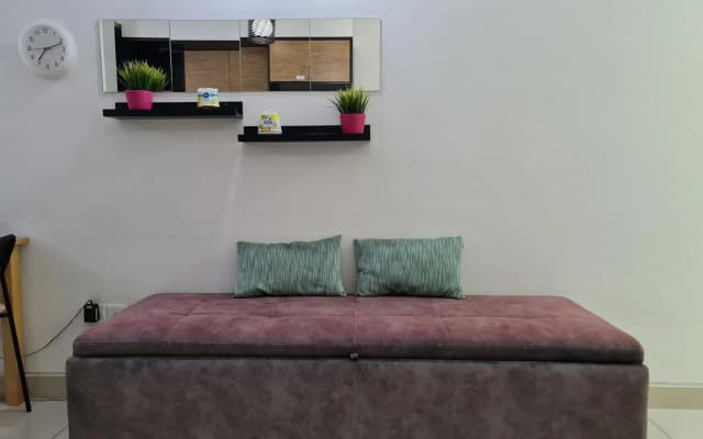 Vega Residensi By Kroll Home2stay with Netflix Wifi 1 Bedroom Apt - photo 4
