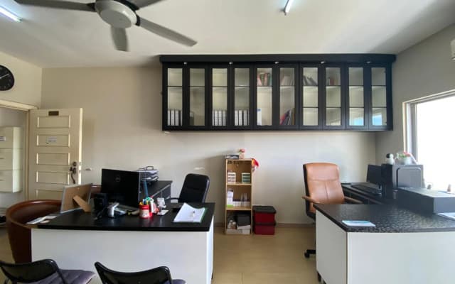 OYO 90374 Maya Apartment Bay View Villas - photo 4