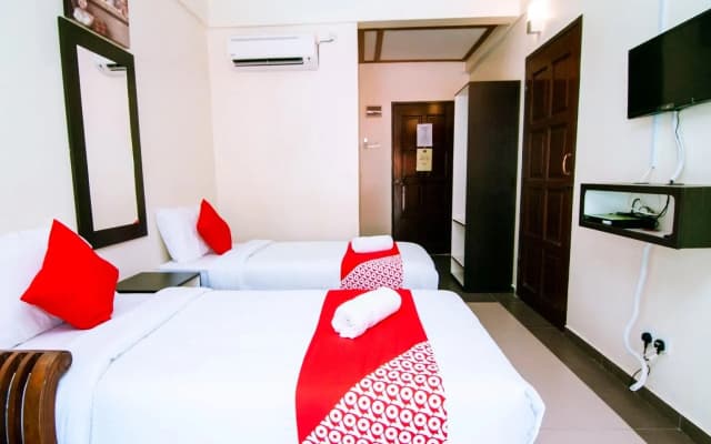 Nawawi's Cottage by OYO Rooms - photo 4