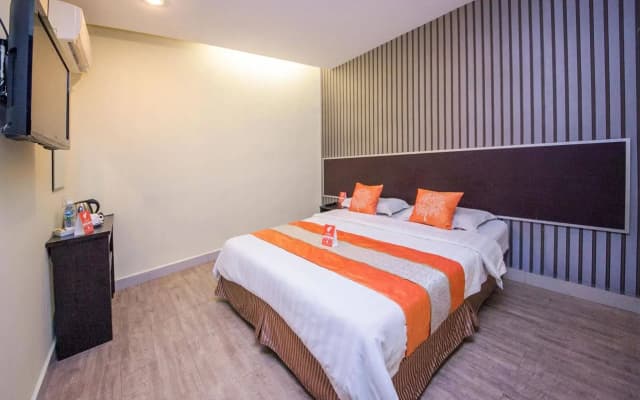 OYO Rooms Near Tanjung Aru Beach - photo 5