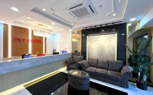 Townhouse OAK Dey Hotel - photo 2