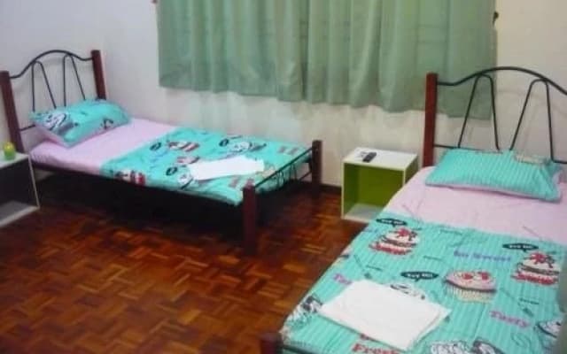 Penang Holiday House - photo 2