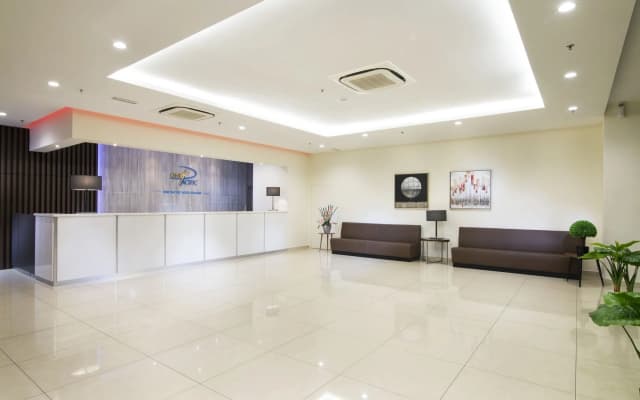 One Pacific Hotel & Serviced Apartments - photo 2