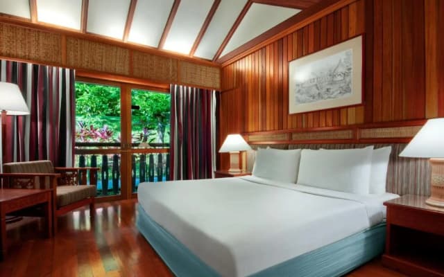Hotel Longhouse - photo 5