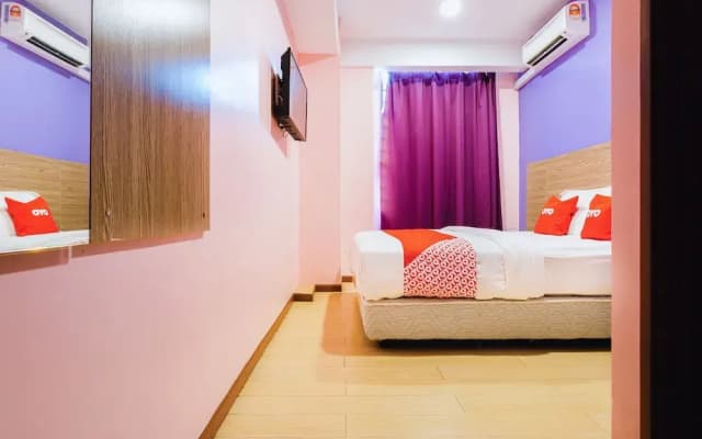 OYO 90153 U Stay Hotel - photo 4