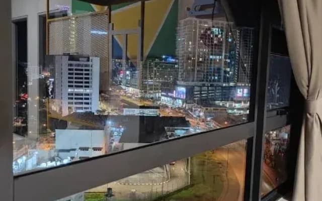 JQ#03 City View Slide LoftBed 2R1B 5Pax Near Suria Mall, Gaya St, Sicc - photo 3