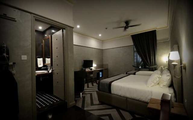 1969 Business Suites @ Ipoh Garden - photo 4