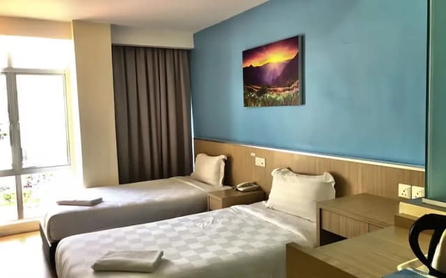 Double Happiness Hotel - photo 4