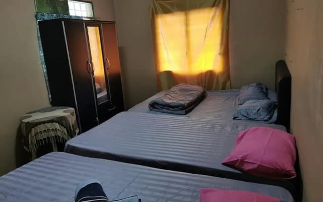 BOBI's Cafe Backpackers Hostel - photo 4