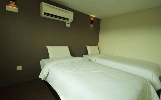 Eastville Residence - photo 5