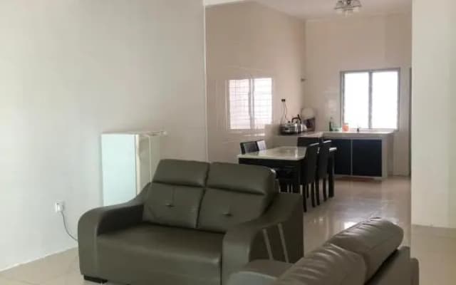 Golden Hill Double Storey Homestay at Night Market - photo 5