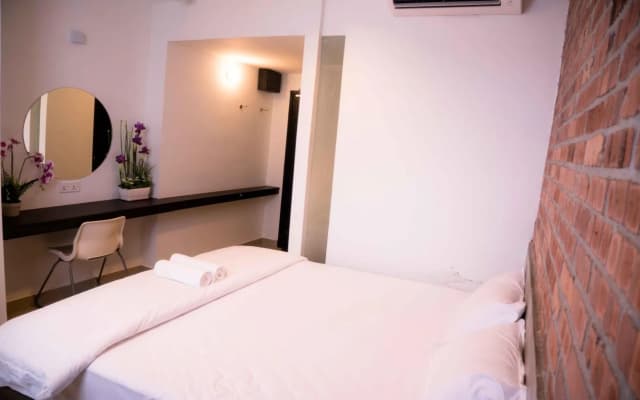 Bizz Hotel - photo 3