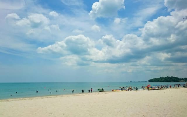 Coastline Hotel - photo 5