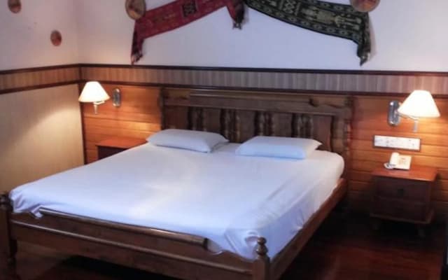 Hotel Holiday Park - photo 2