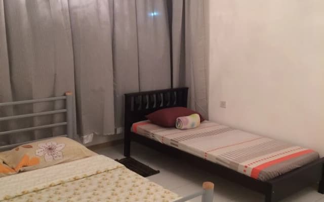 Lawang Suite 2 Bedroom Corner Apartment - photo 4