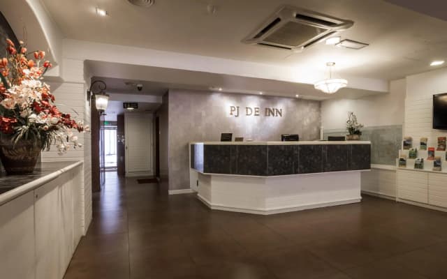 PJ De Inn - photo 2