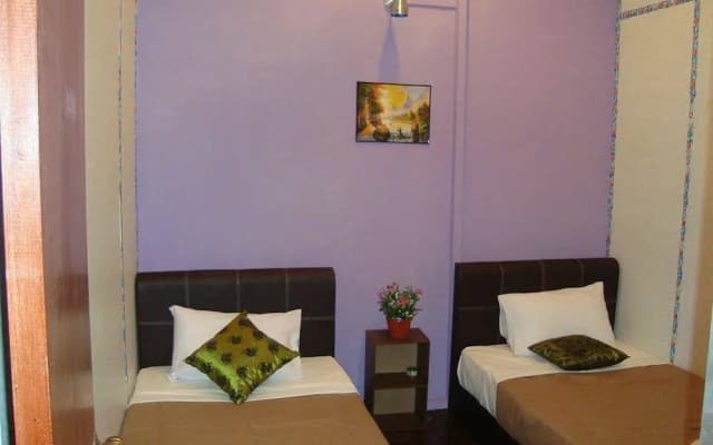 River Golden House - Hostel - photo 5