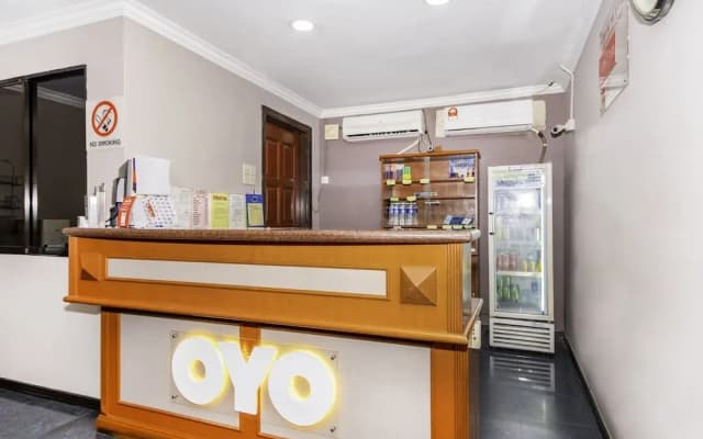 OYO 472 Comfort Hotel 1 - photo 2