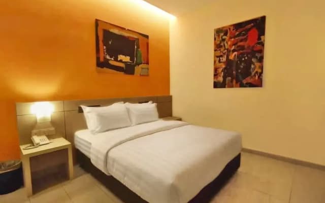 Kluang Riverview Hotel - photo 4