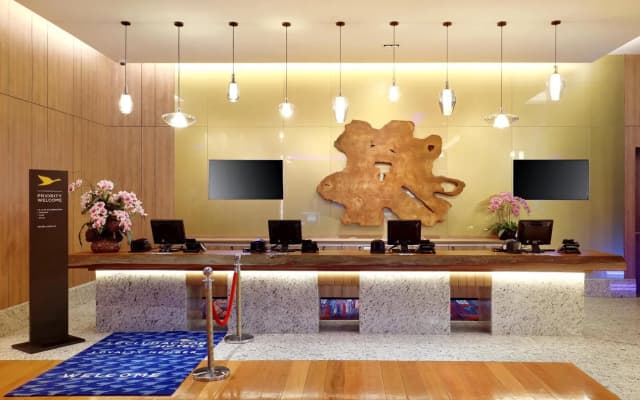 Ibis Kuala Lumpur City Centre Hotel - photo 2