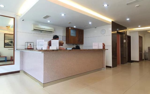 Capital O 90939 Sandakan Central Hotel - photo 2