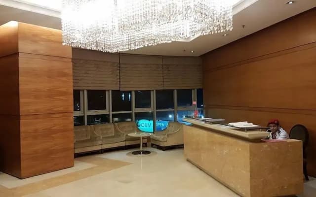 Regalia Upper View Hotel - photo 2