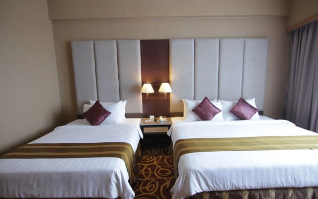 Mega Hotel Miri - photo 4