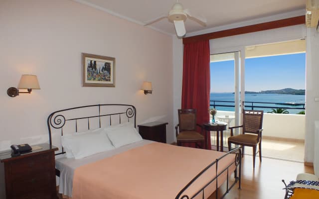 Elea Beach Hotel - photo 3