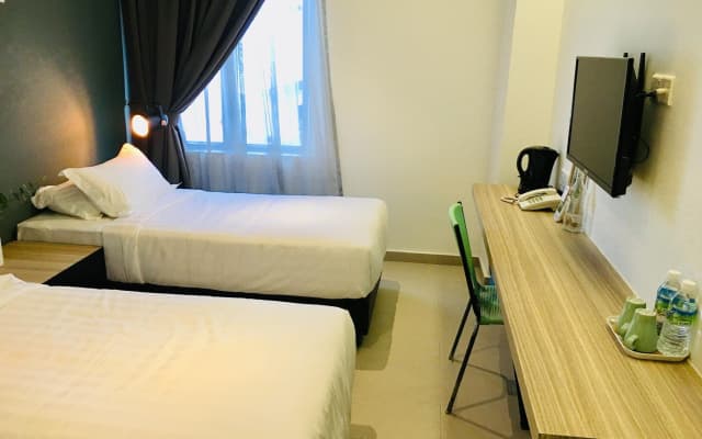 Enclave Hotel - photo 5