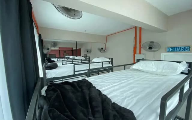 Dwj Backpacker Hostel - photo 3