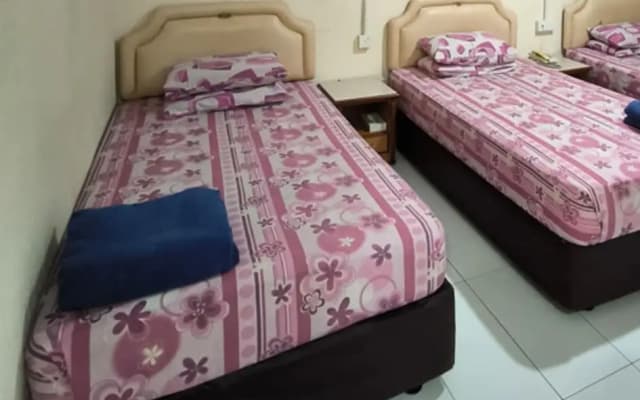 OYO 90895 Hotel Ikia - photo 3