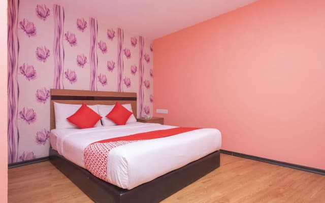 OYO 503 Hotel Aromas JB - photo 4