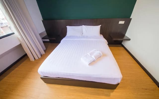 Room V Jalan Jenang - photo 3